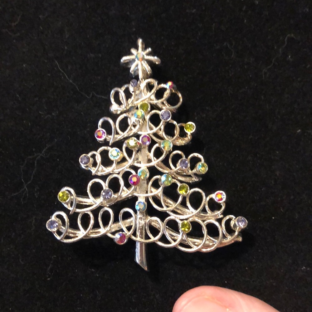 HTF Silver Tone Christmas Tree Pin Brooch Rhinestone Multi Color, Unusual